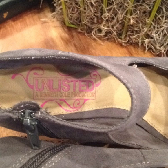 Kenneth Cole Glittery Heels - Picture 7 of 7